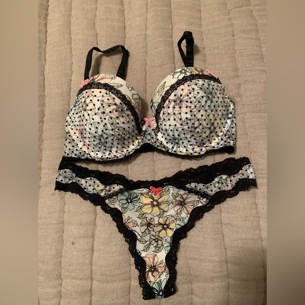 Victoria Secret bra and panty set